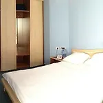 Hotell Riva With Swimming Pool 3*