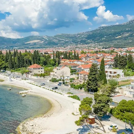 Riva With Swimming Pool Hotel 4*