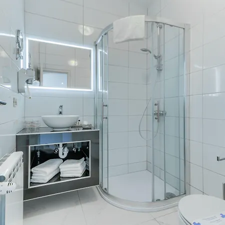 Riva With Swimming Pool 4*